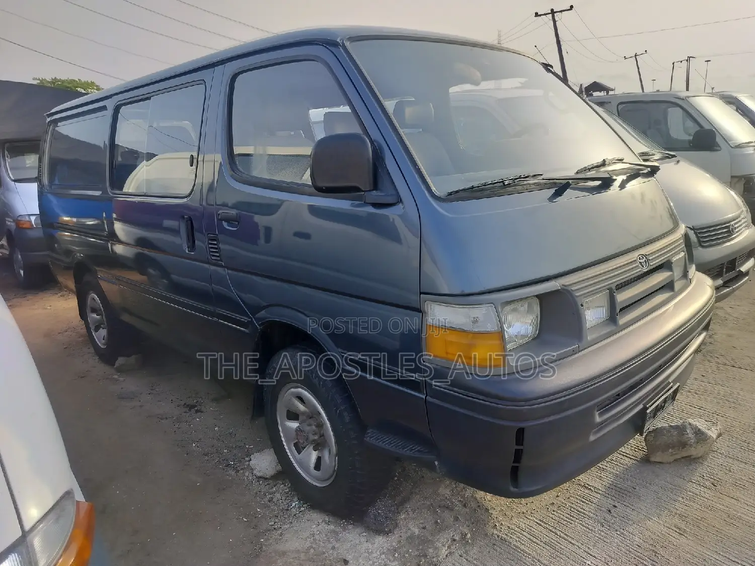 Toyota HiAce 2006 Blue