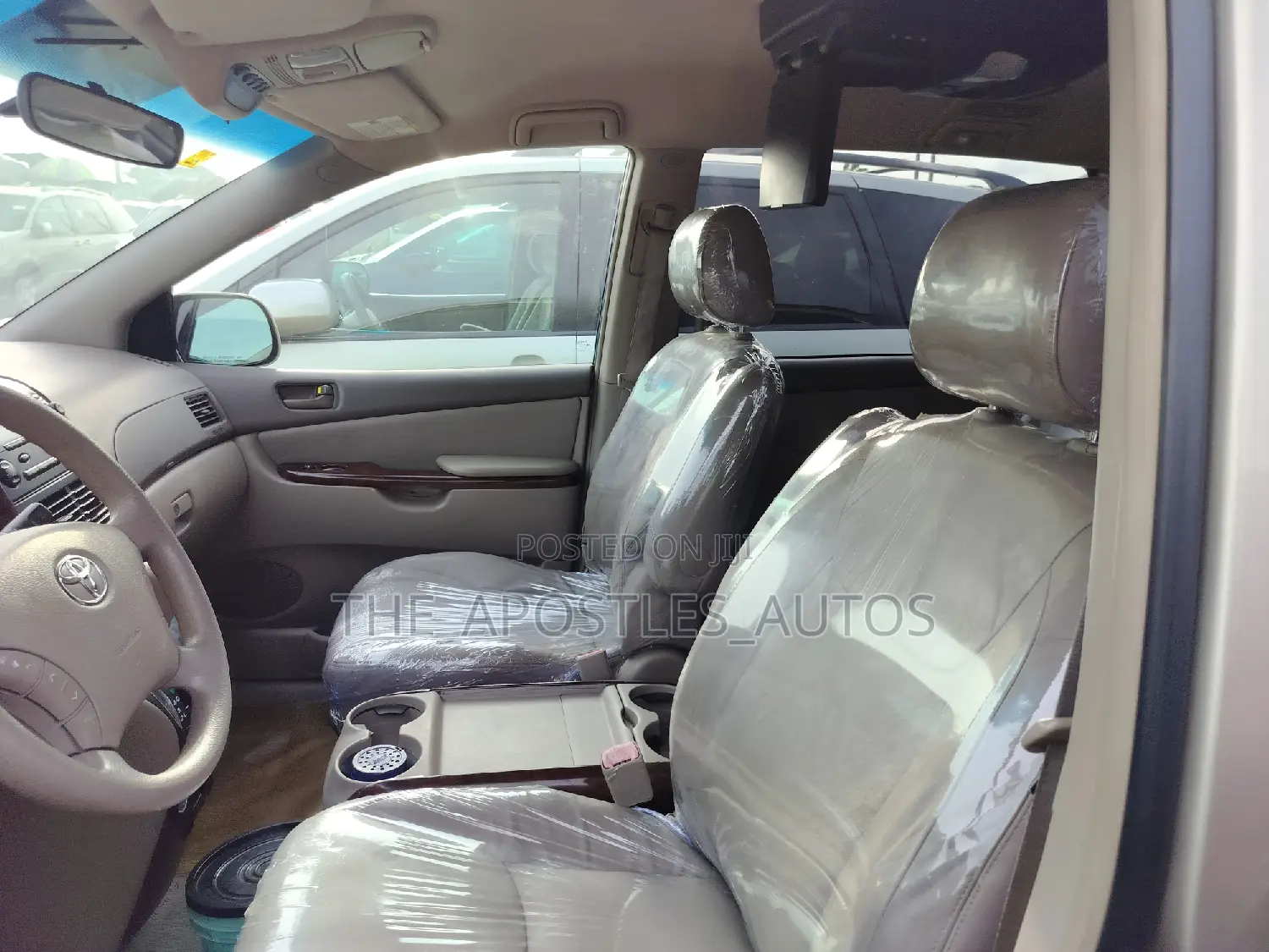 Toyota Sienna XLE FWD 2006 Gold