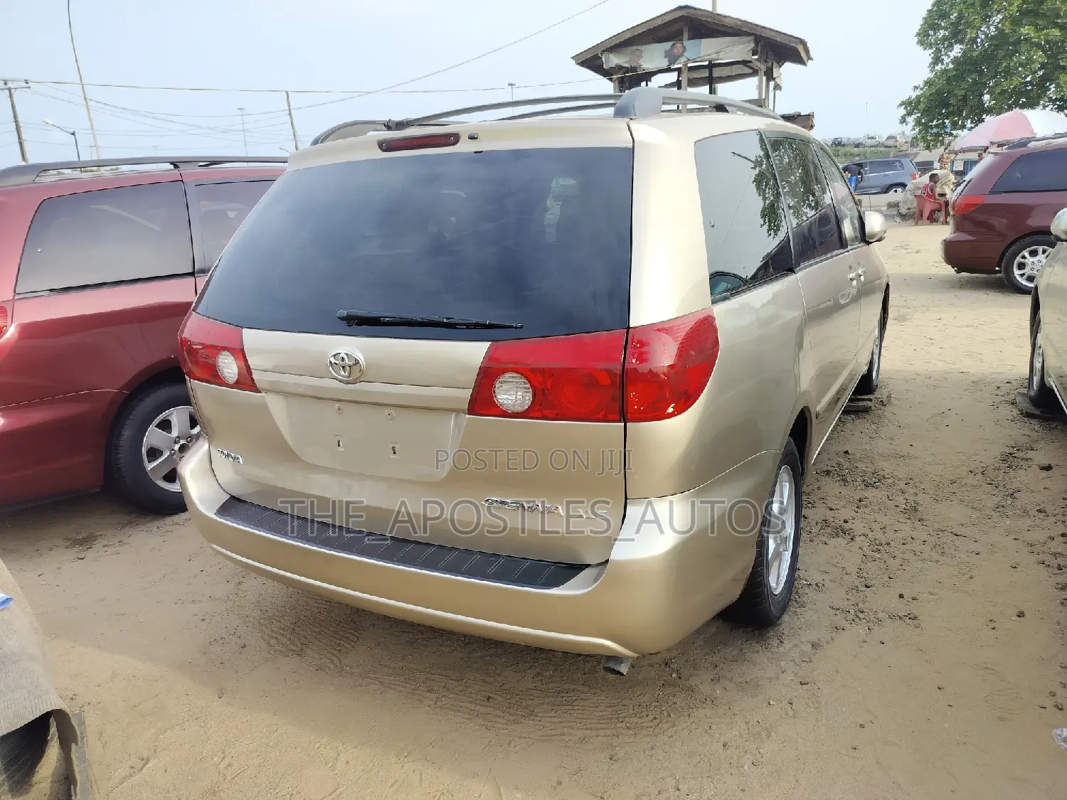 Toyota Sienna XLE FWD 2006 Gold