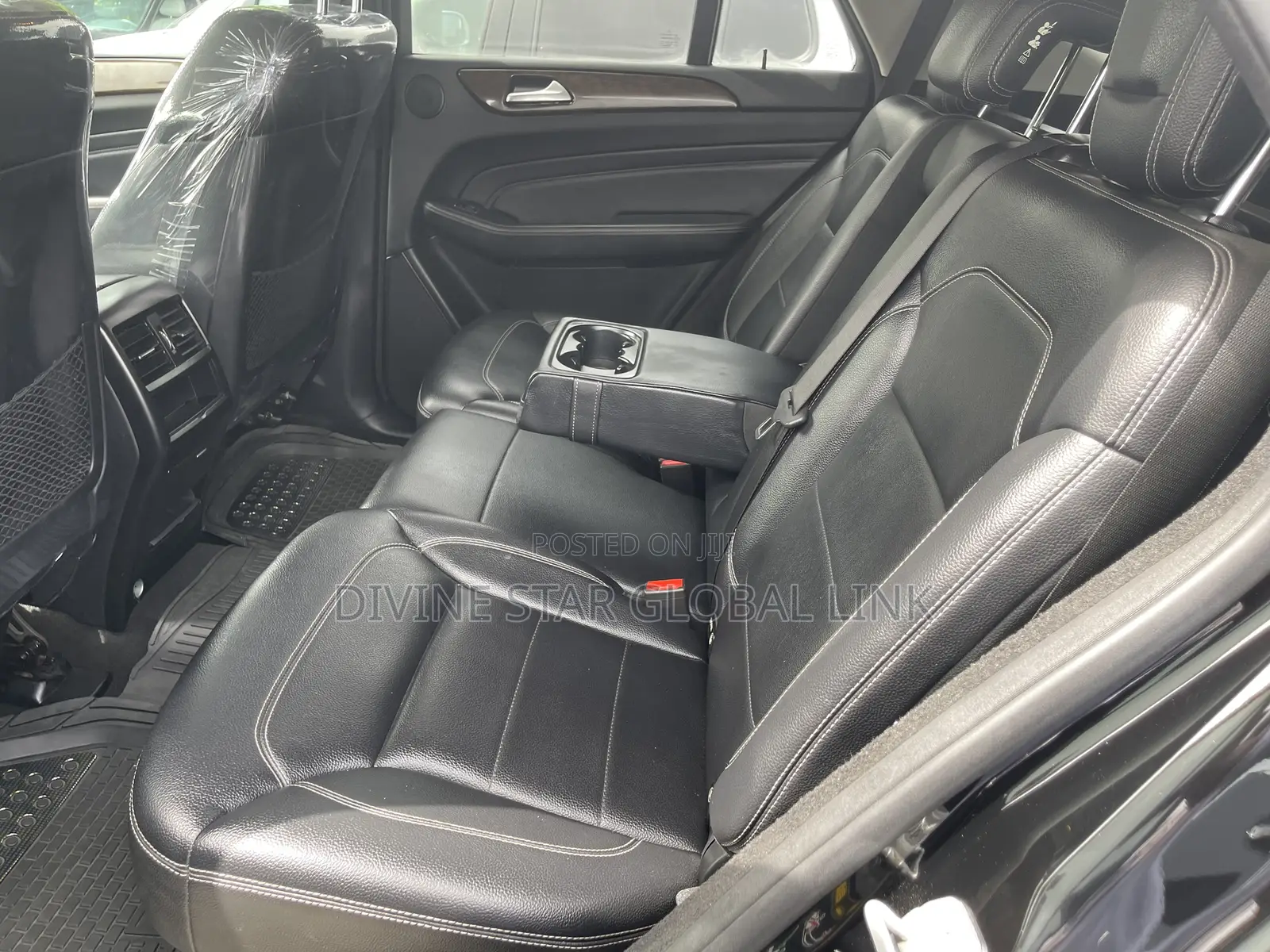 Mercedes-Benz M Class ML 350 4Matic 2013 Pink