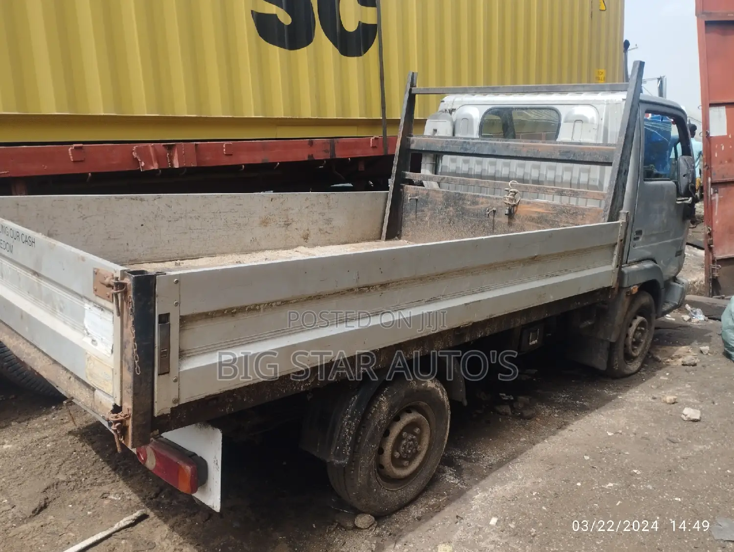 Tokunbo Nissan Cabstar Right Hand Drive Tipping Truck