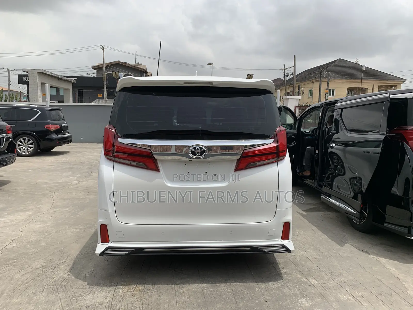 Toyota Alphard 2023 White
