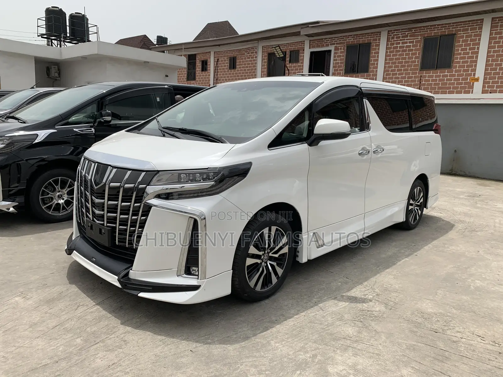 Toyota Alphard 2023 White