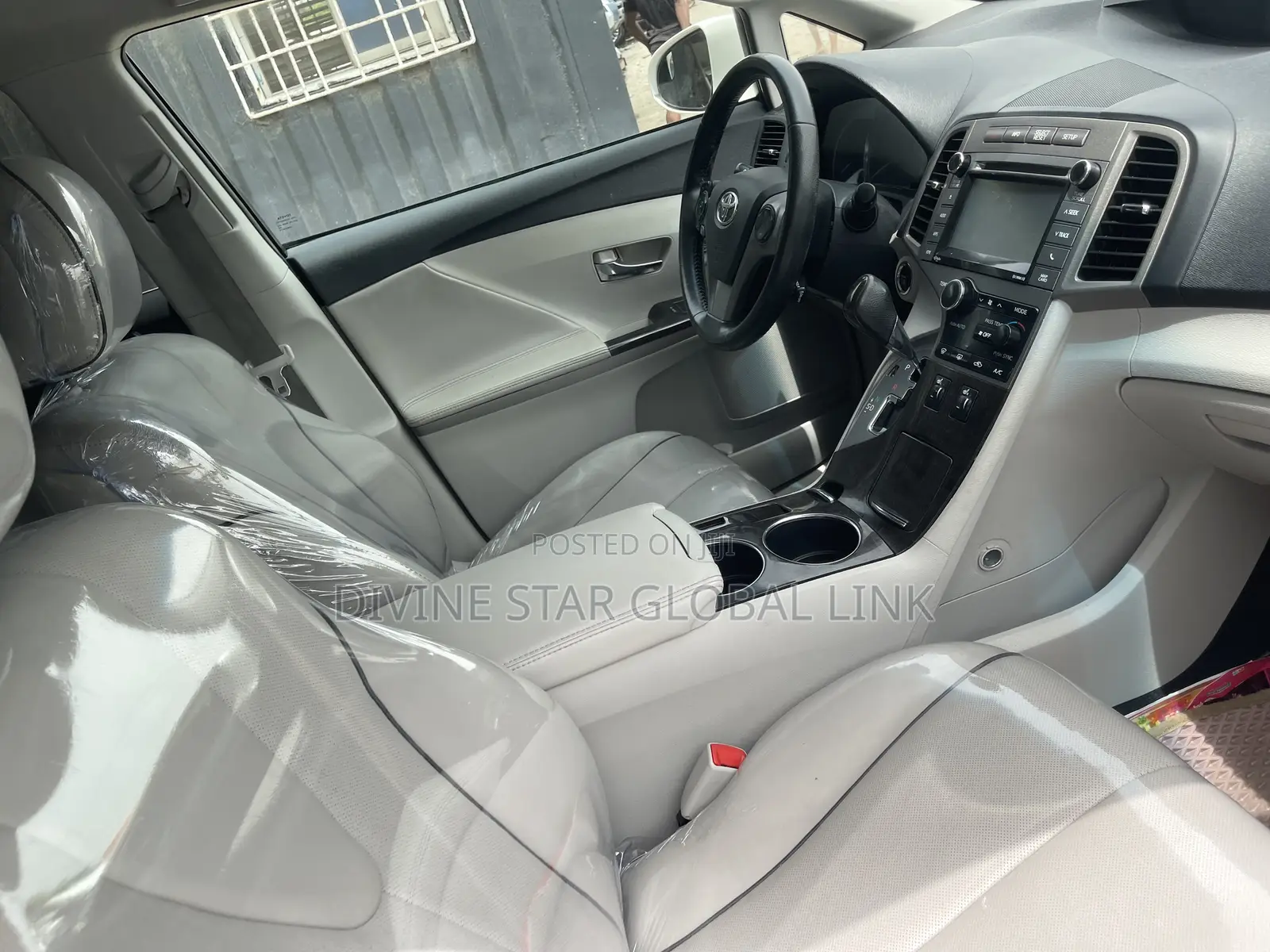 Toyota Venza Limited 4dr Wagon AWD (3.5L 6cyl 6A) 2015 White