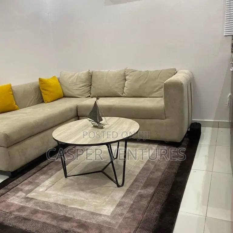 Furnished Mini Flat in Lekki for rent