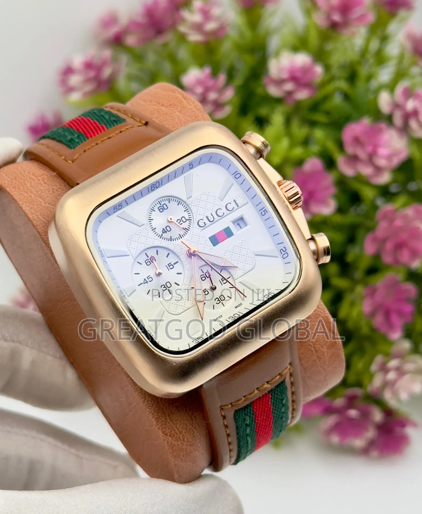 *Gucci Leather Strap Wristwatch Chronograph Working*