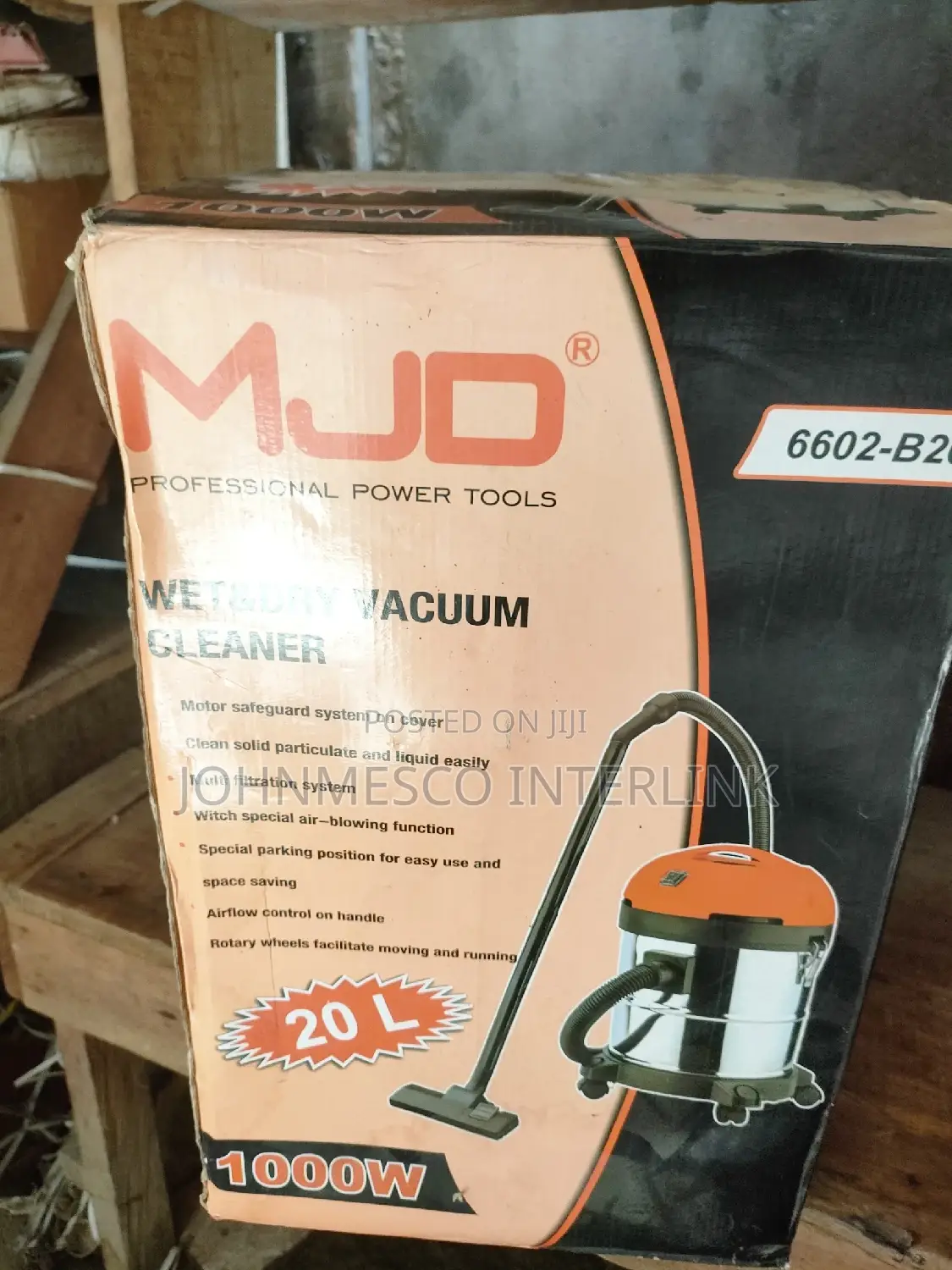 Wet and Dry Vacuum Cleaner