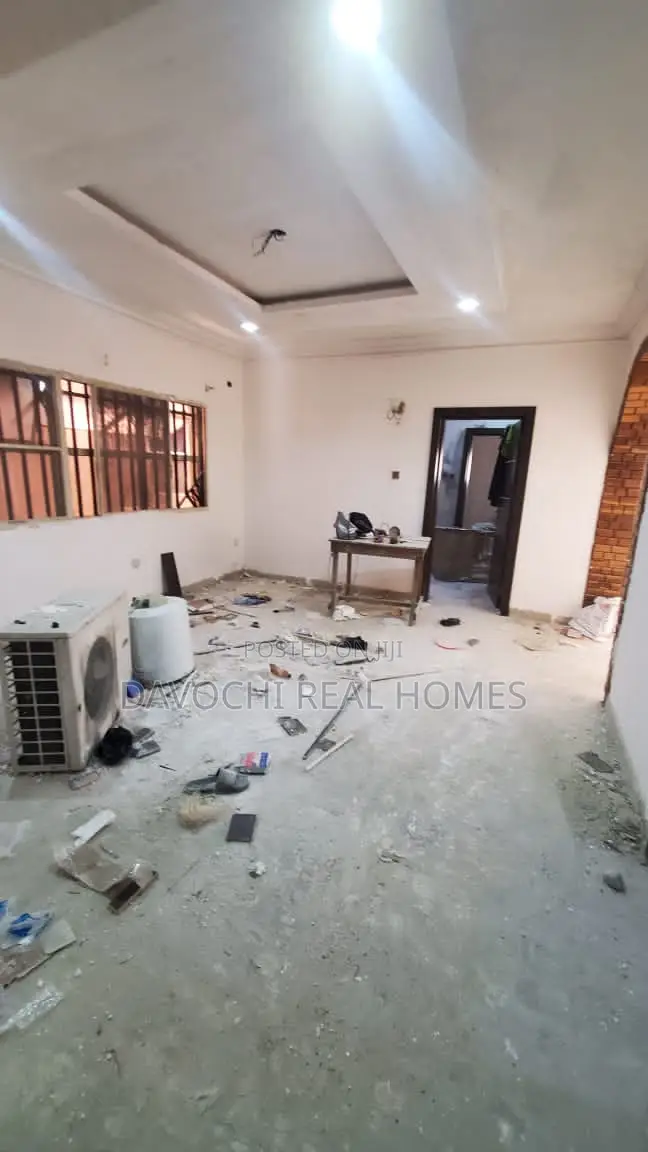 3bdrm Apartment in Lekki Phase One for rent
