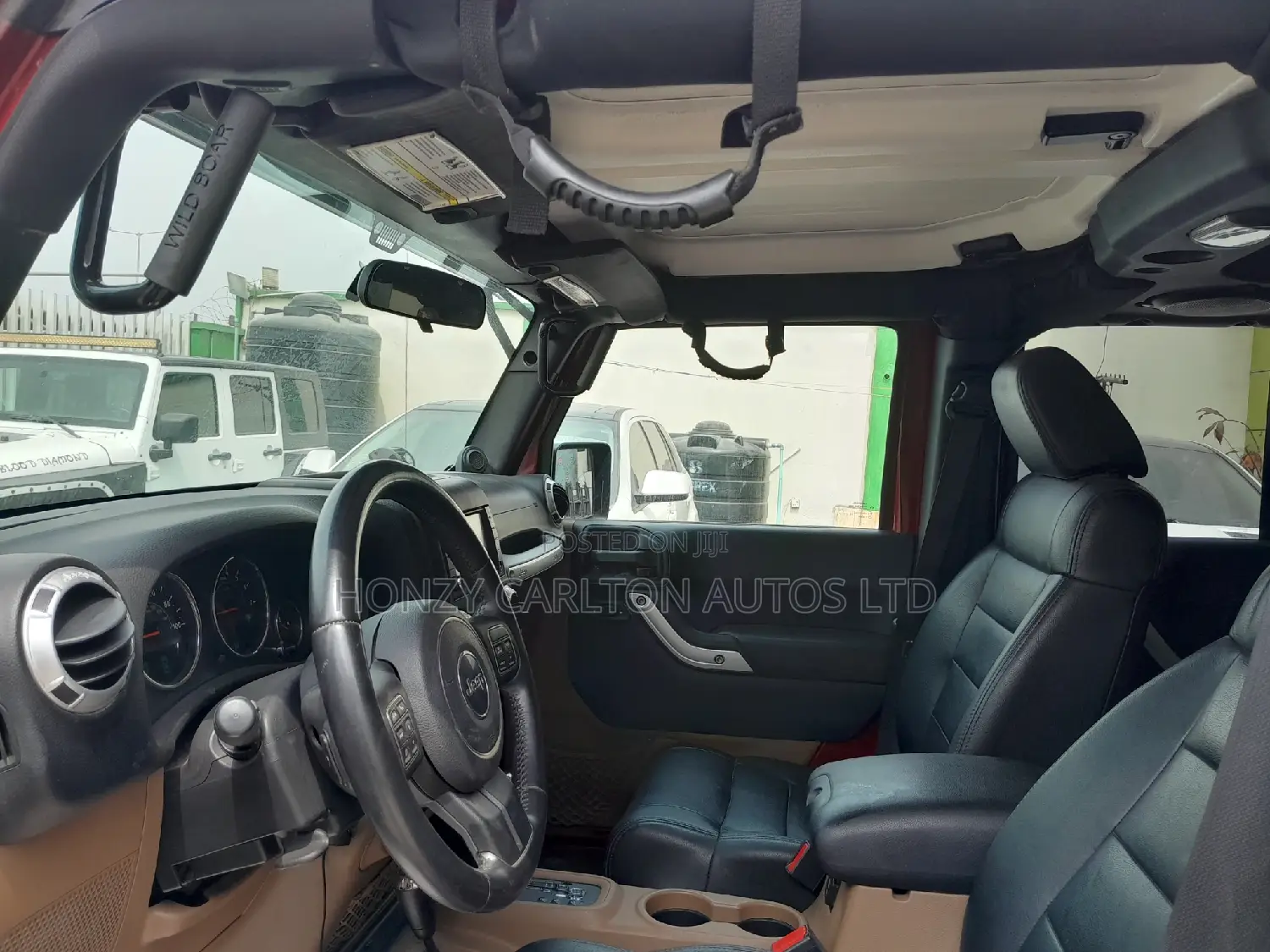 Jeep Wrangler Sahara 2012 Red