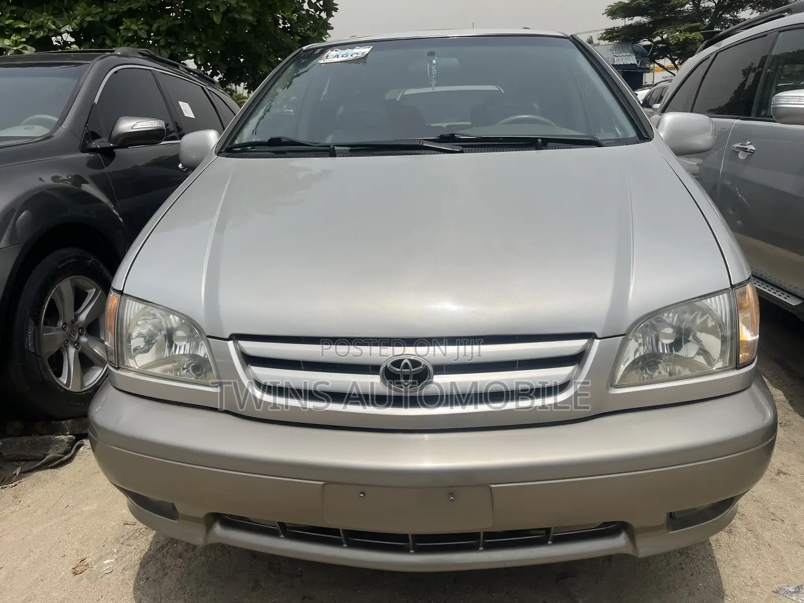 Toyota Sienna XLE 2003 Silver