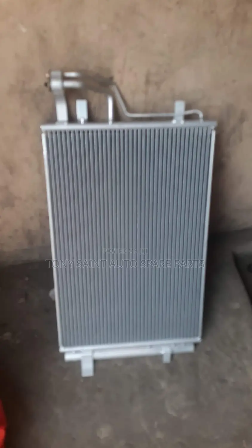 Original Brand New Condenser for Hyundai