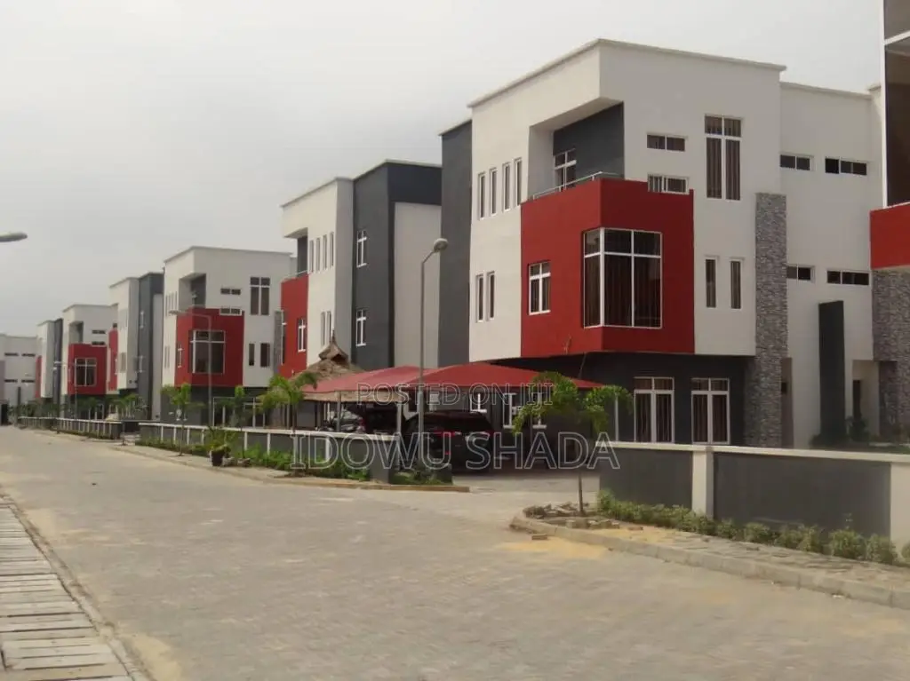 4bdrm Duplex in Vintage Park, Ikate-Elegushi for sale