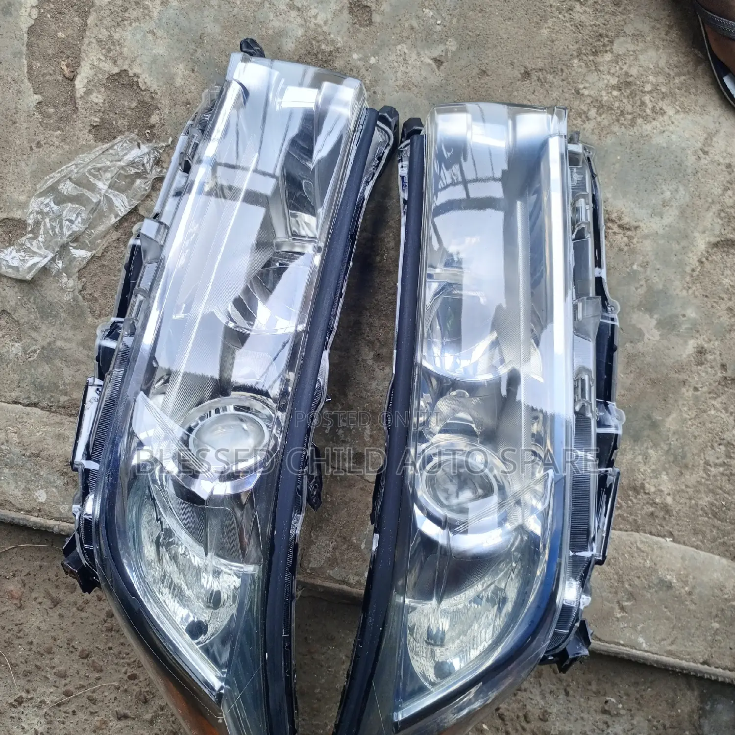 Headlamp Toyota Highlander 2017 Non LED