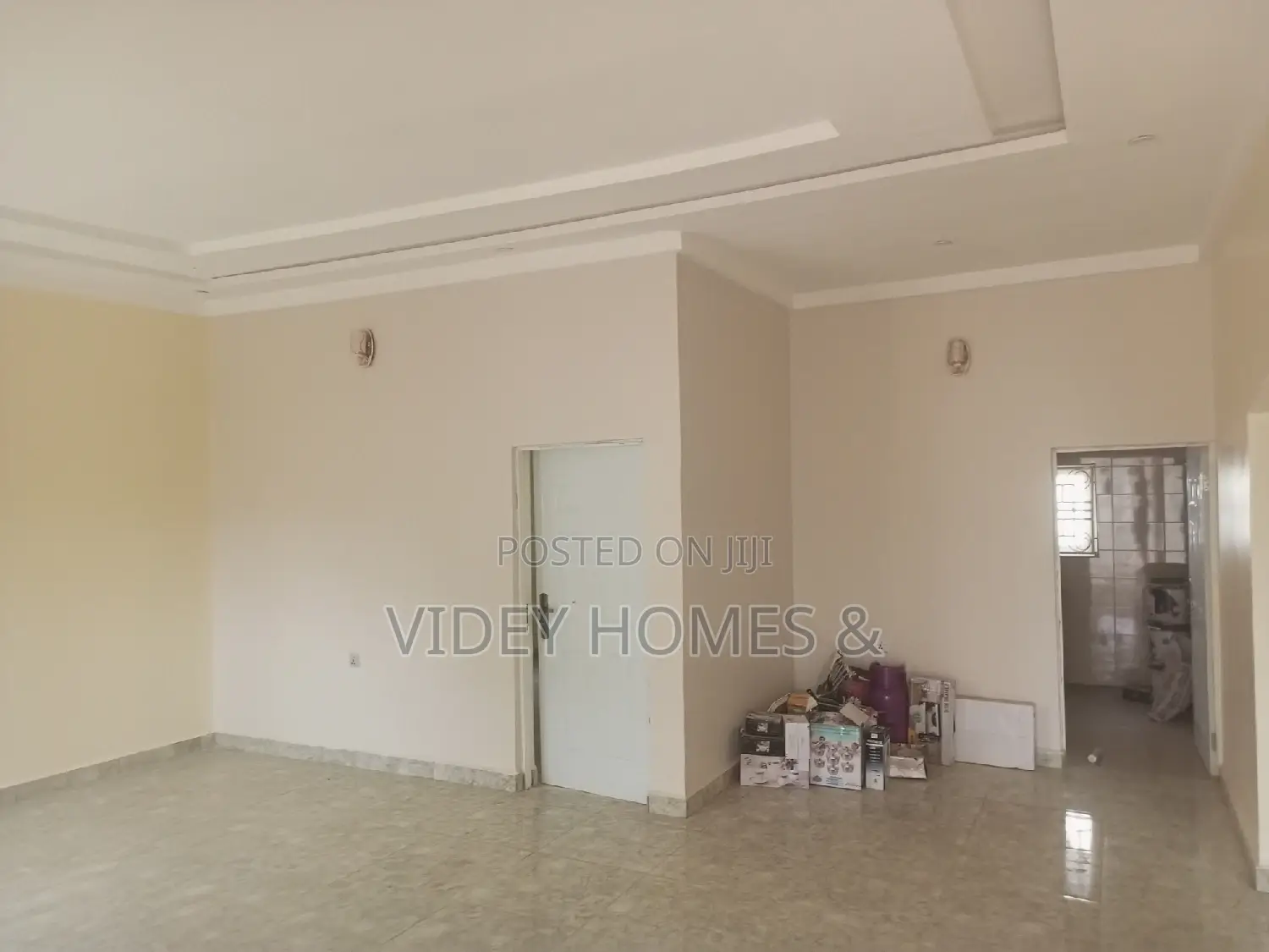 3bdrm Bungalow in Lavister Estate, Galadimawa for rent