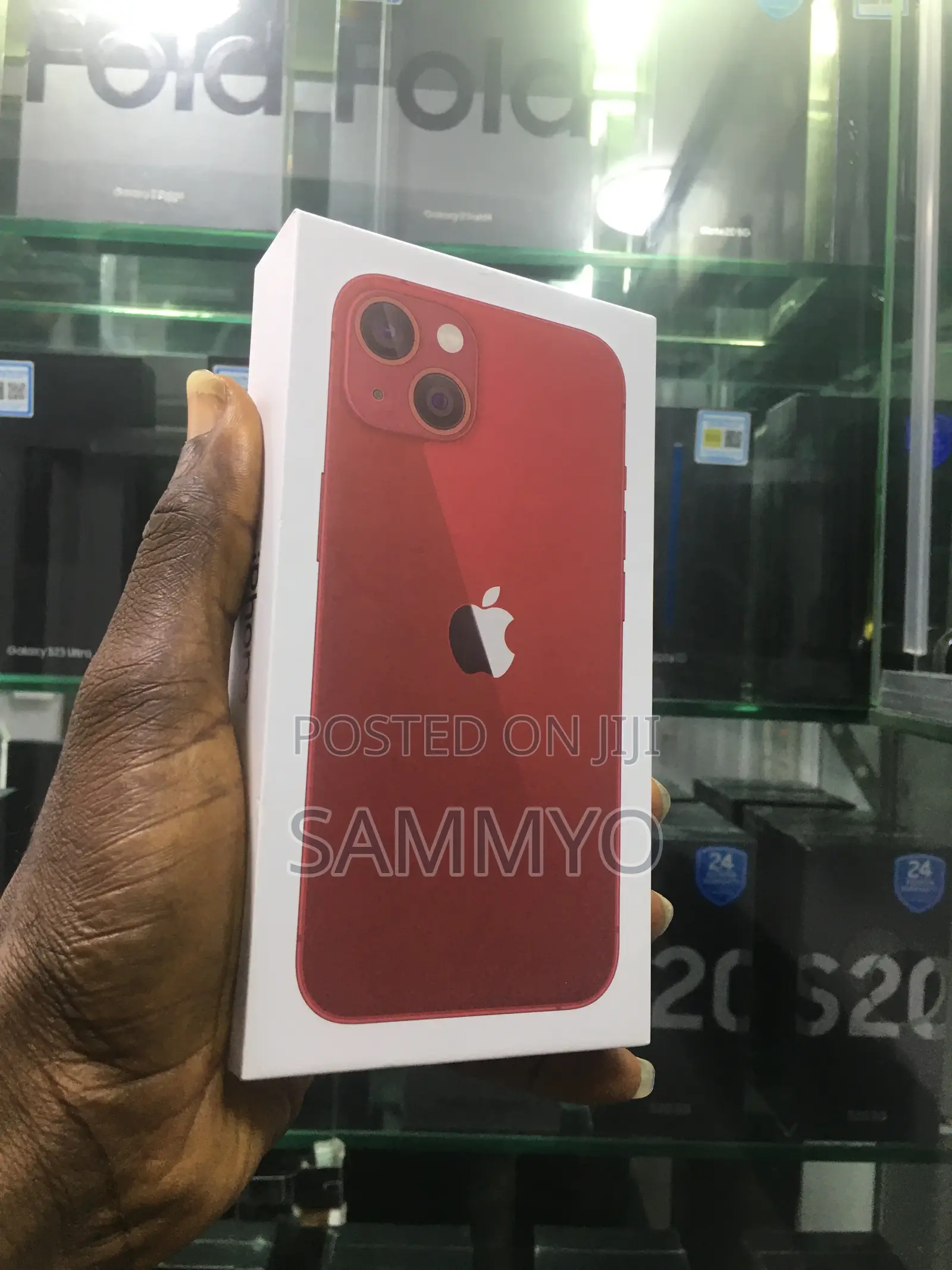 New Apple iPhone 13 128 GB Red