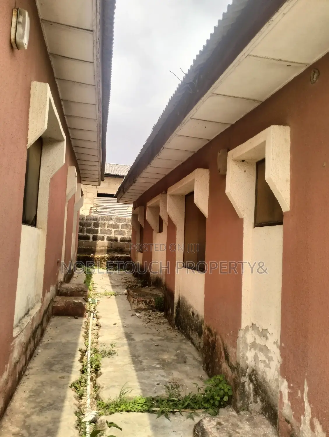 3bdrm Bungalow in Ifo Ogun State for sale