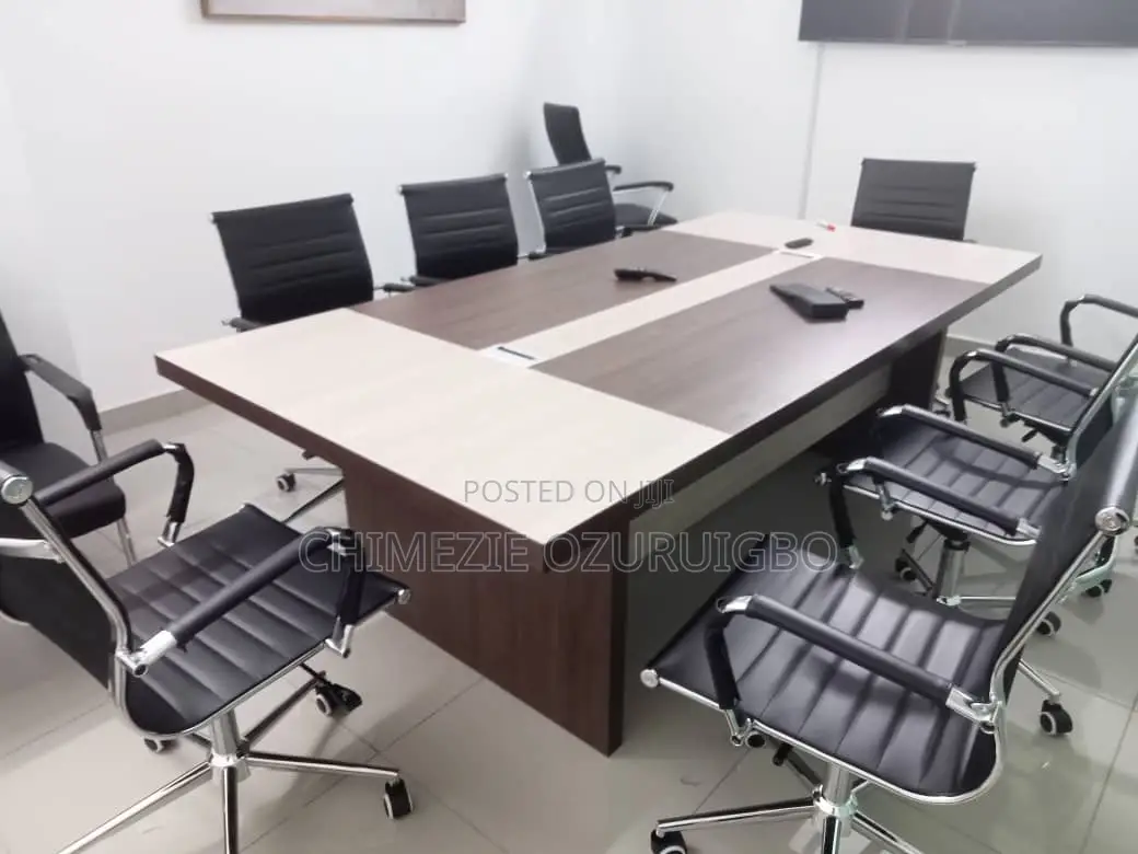 Low Back Leather Office Swivel Chair
