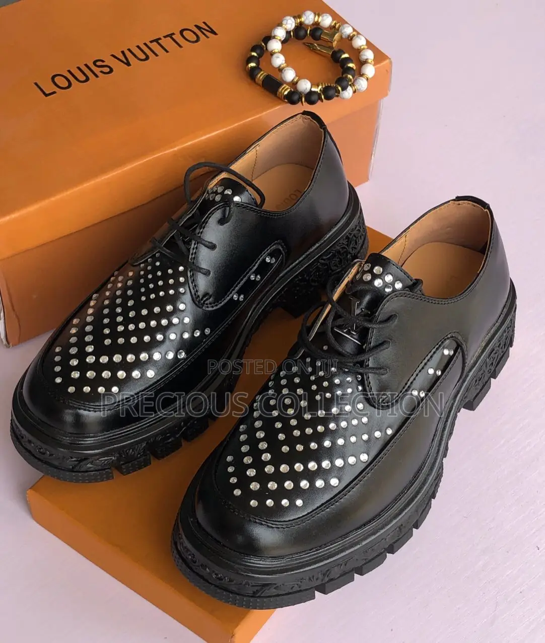 Men's Louis Vuitton Leather Lace Up Shoes