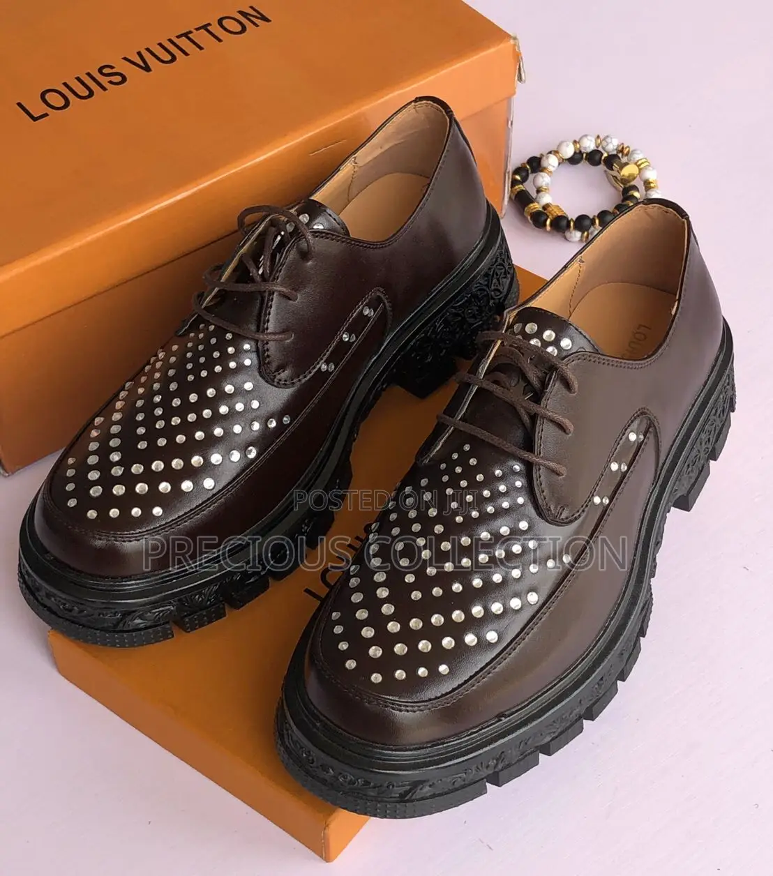 Men's Louis Vuitton Leather Lace Up Shoes