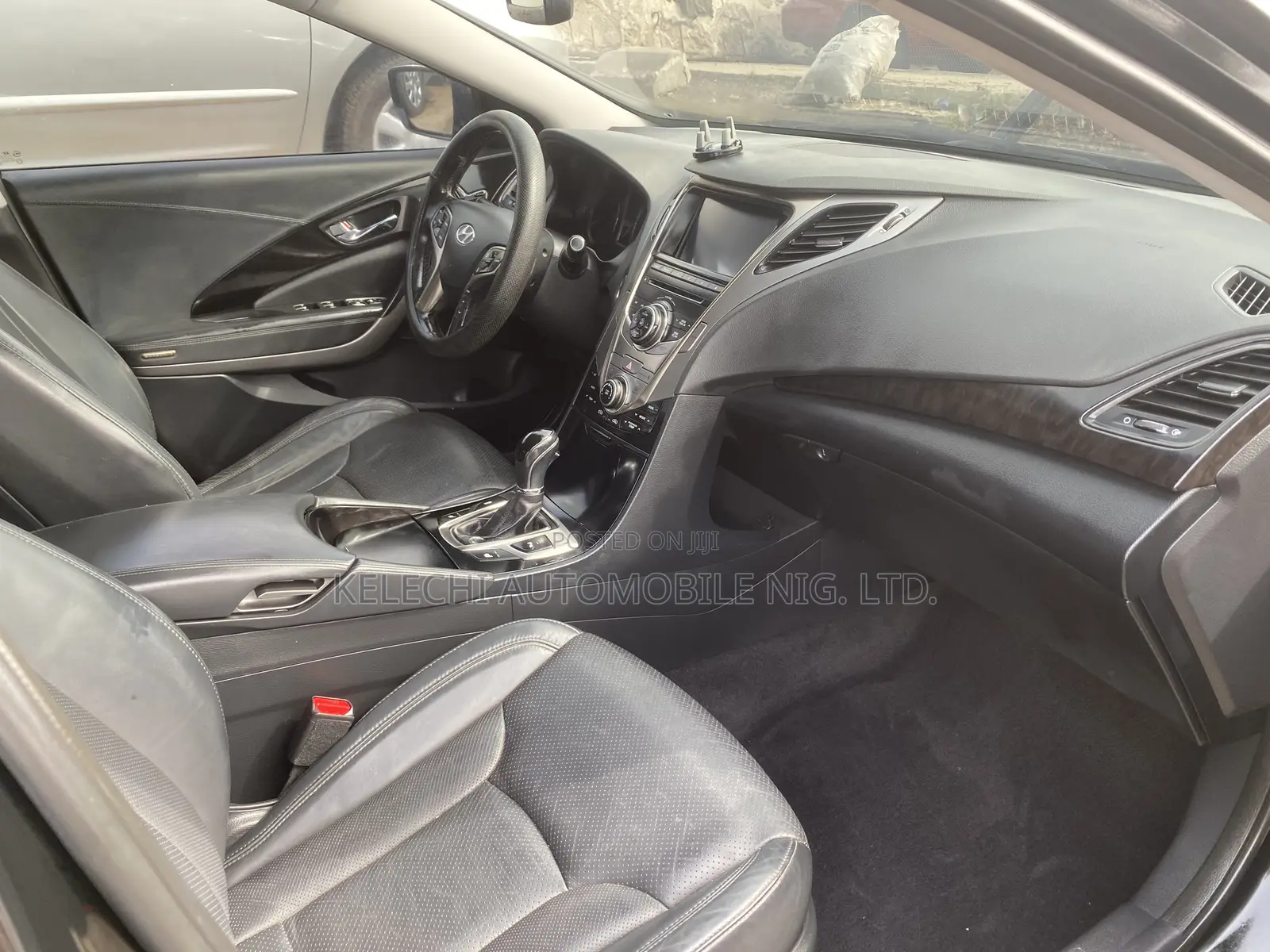 Hyundai Grandeur 2.2 CRDi 2012 Black