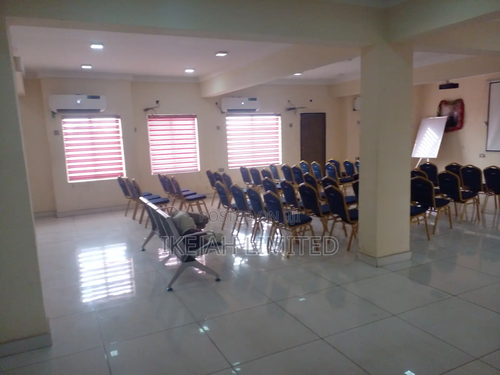 A Very Neat and Spacious Hall for Rent