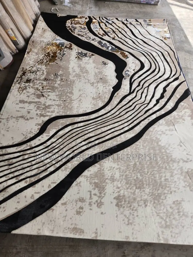 New Modern Turkish Persian Centre Rug