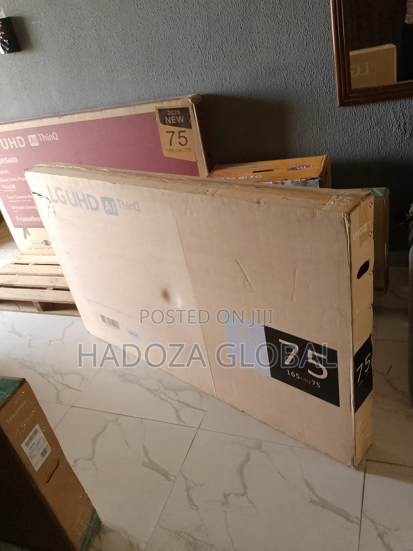 75inches LG Smart TV