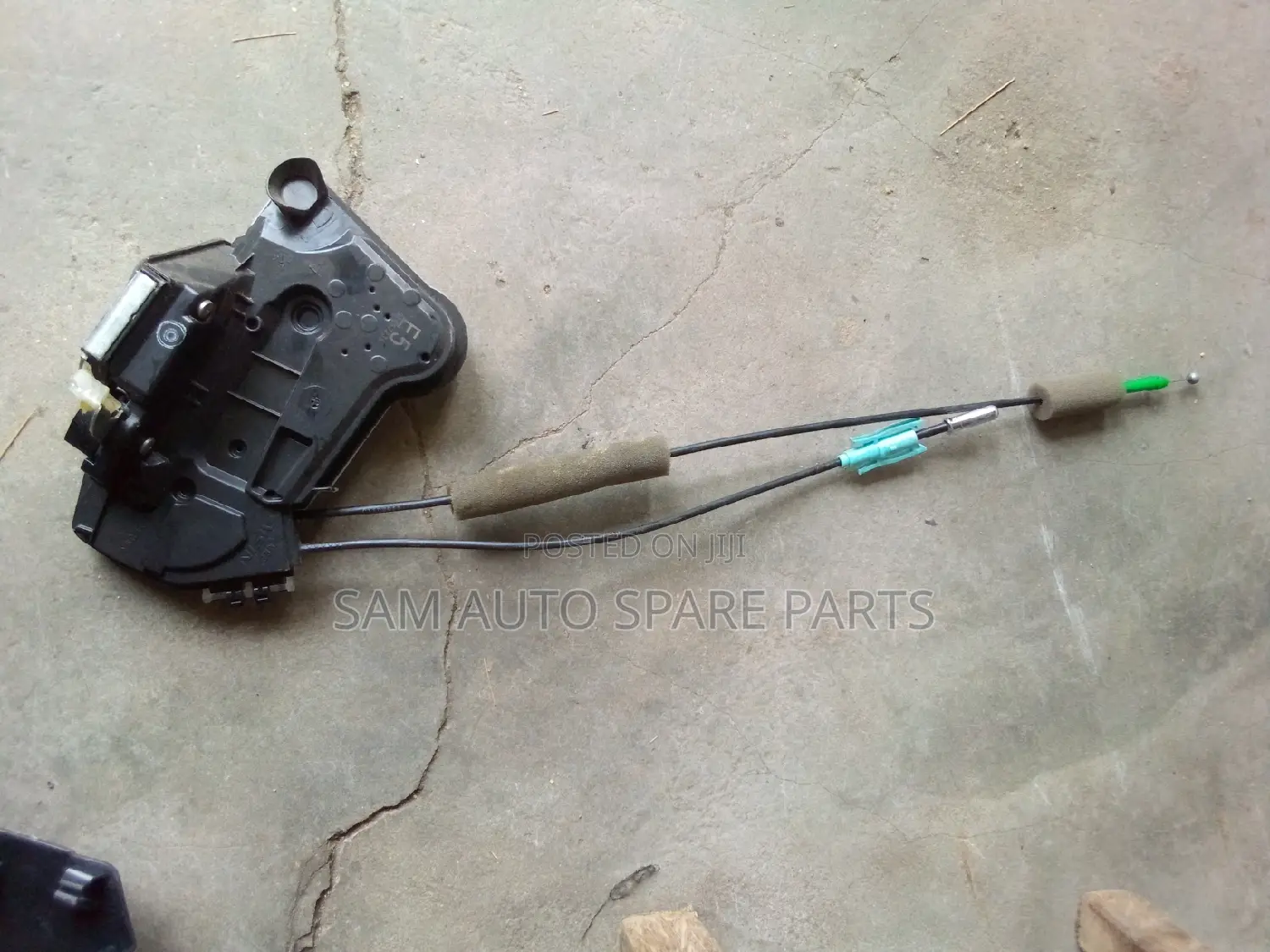 Lexus RX 350 2018 Model Door Catcher Front Right