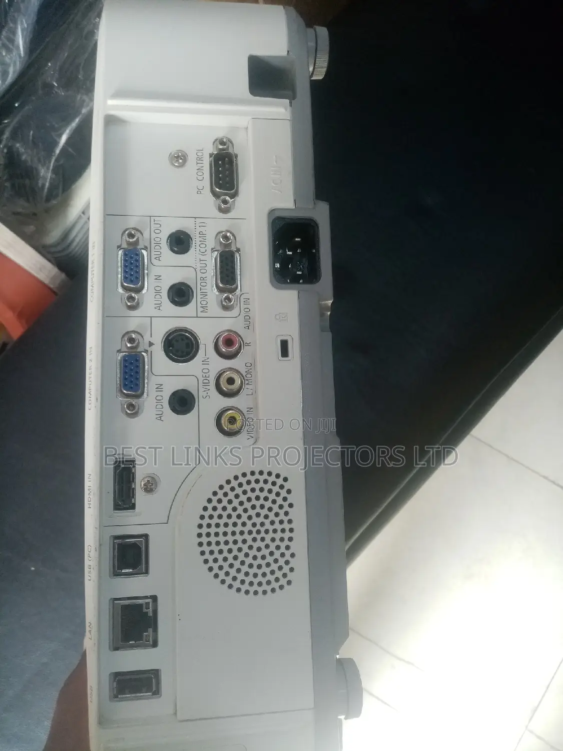 Nec Projector 3500 Lumens With Hdmi