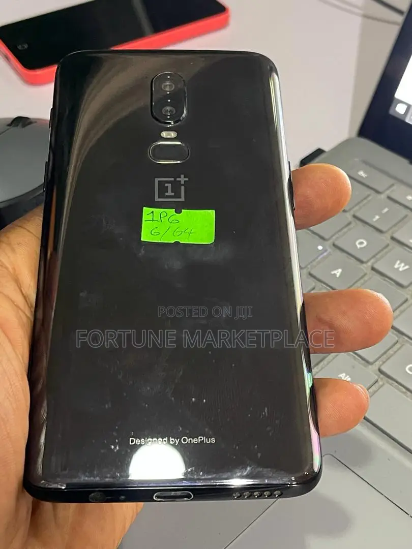 OnePlus 6 64 GB Black