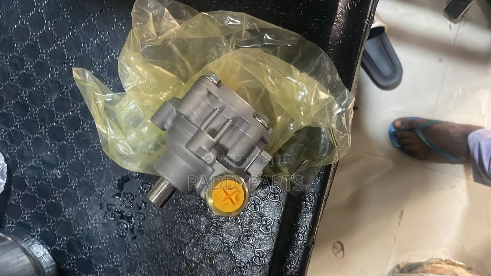 Hummer 3 Power Steering Pump