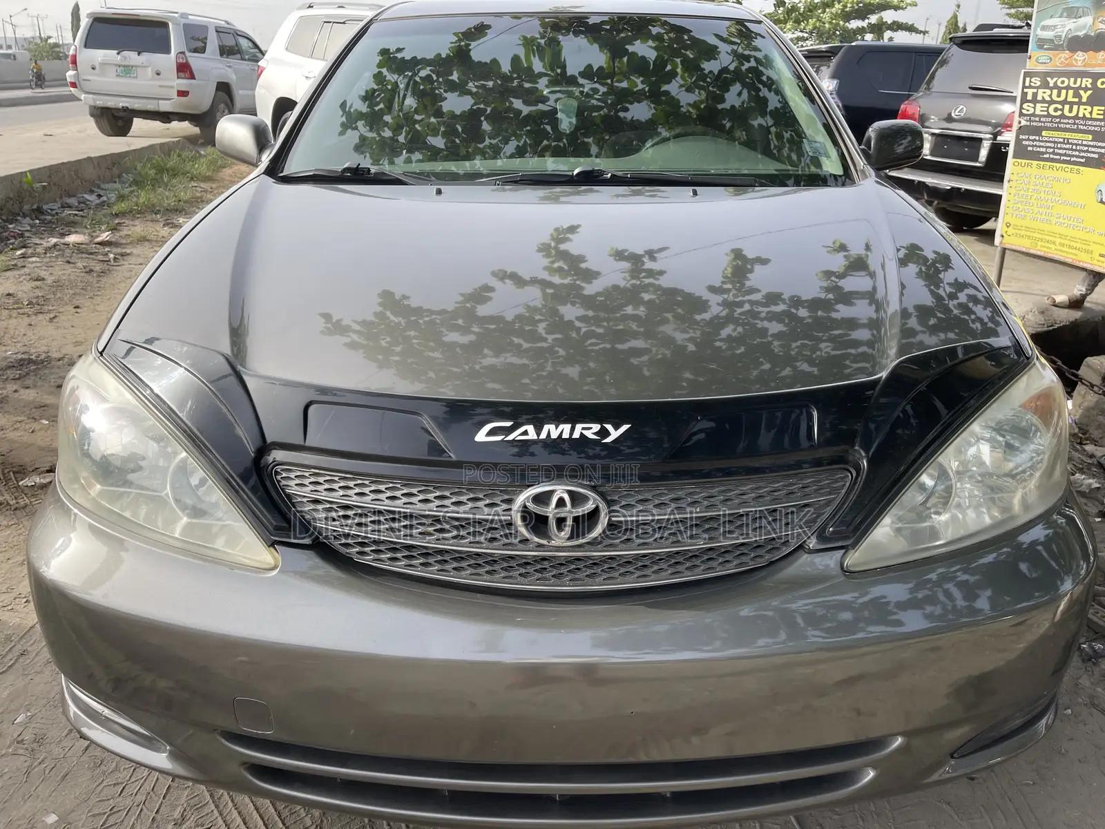 Toyota Camry LE V6 4dr Sedan (3.0L 6cyl 5A) 2004 Gray