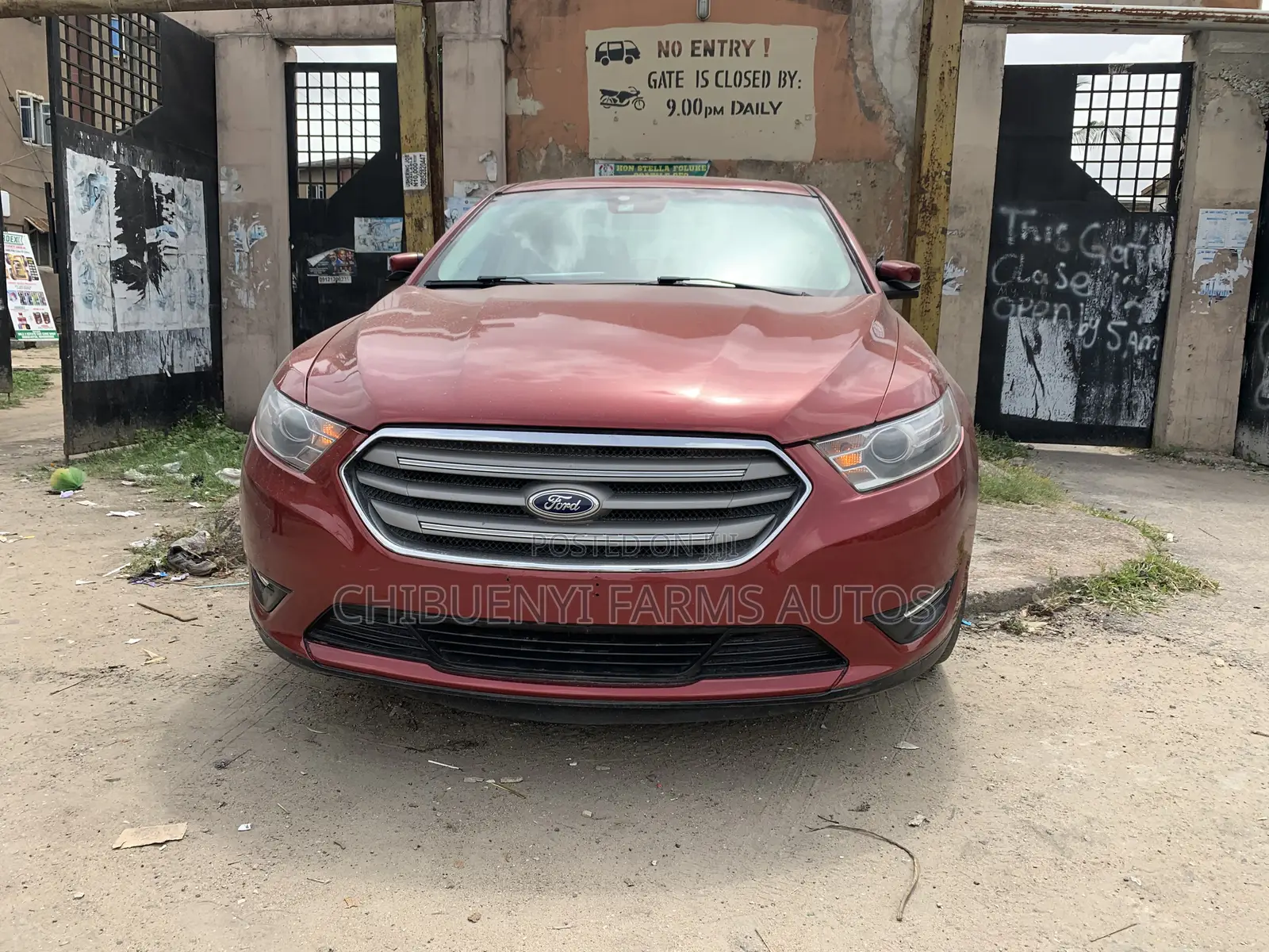 Ford Taurus SEL 2013 Red