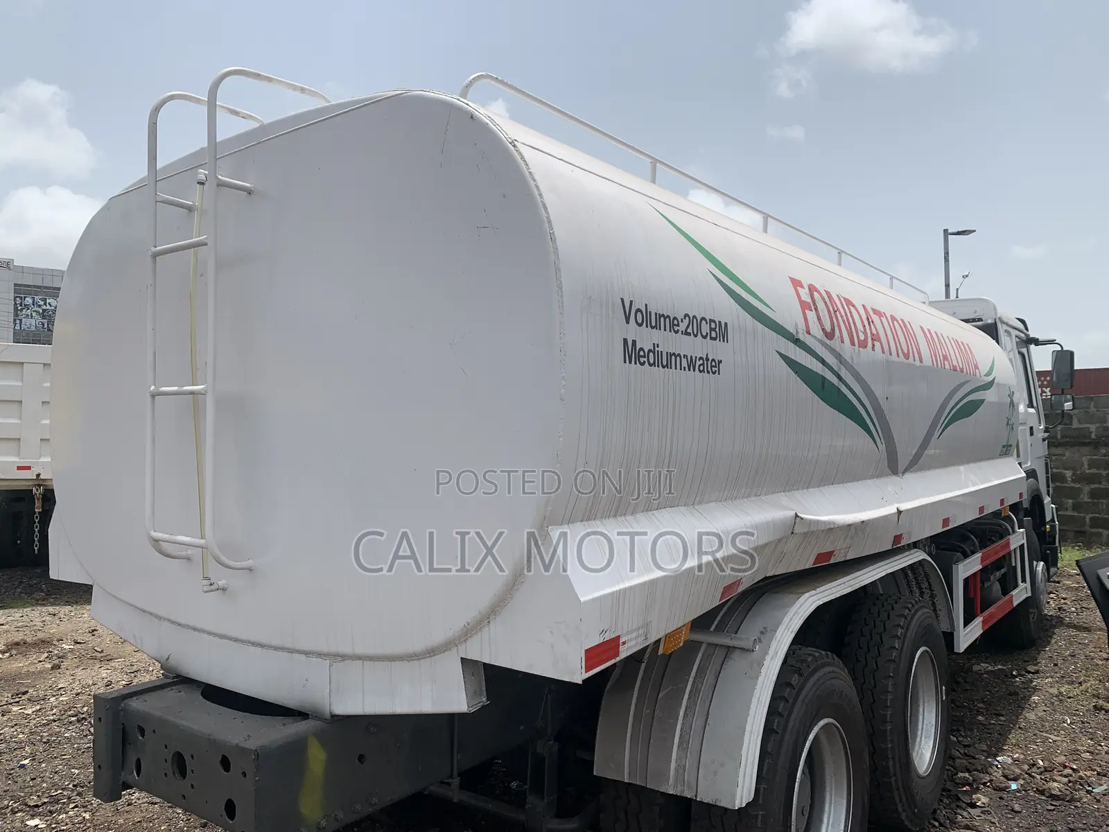 Foreign Used Howo Water Tanker 20,000 Litres