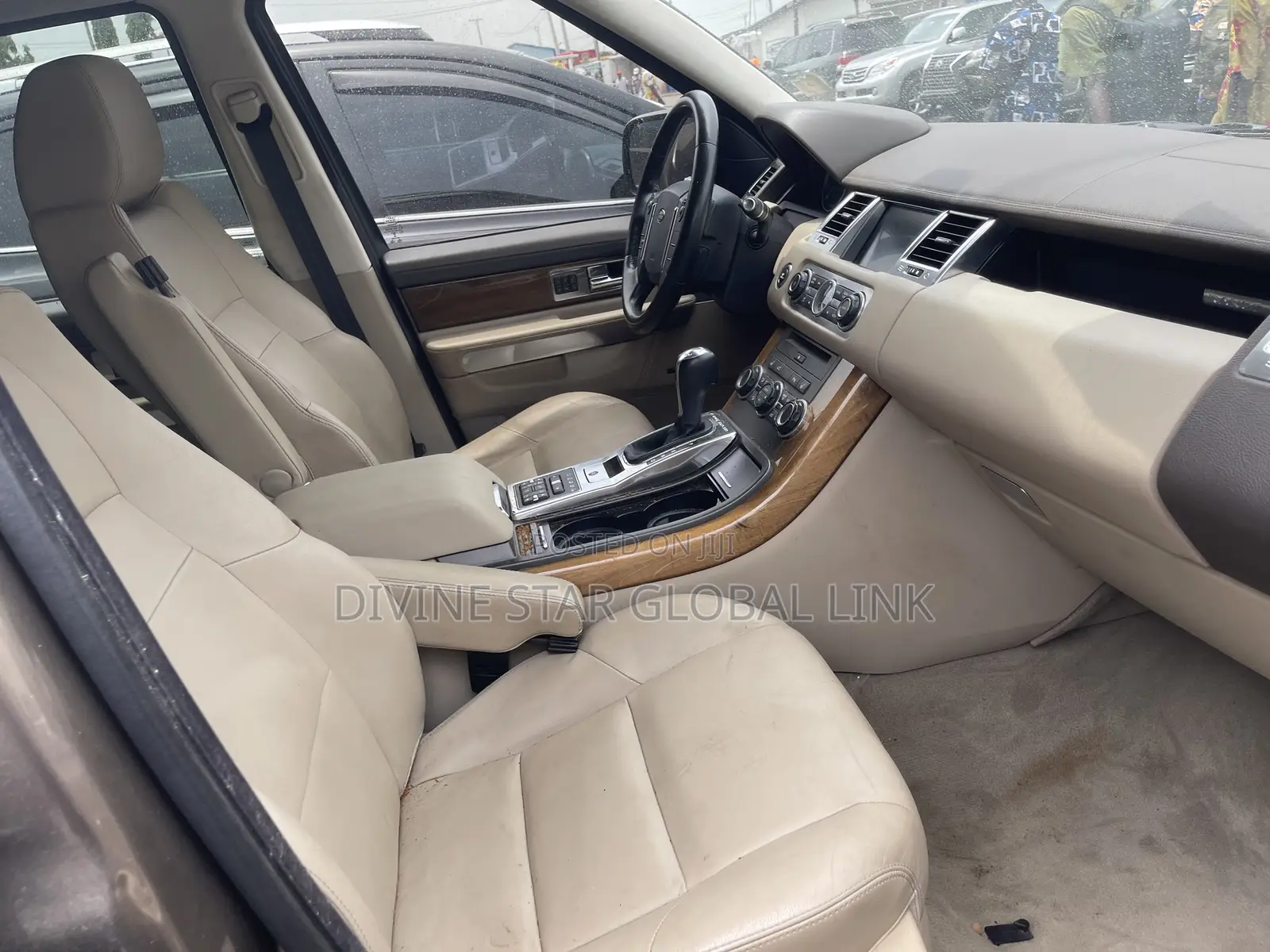 Land Rover Range Rover HSE 2012 Brown