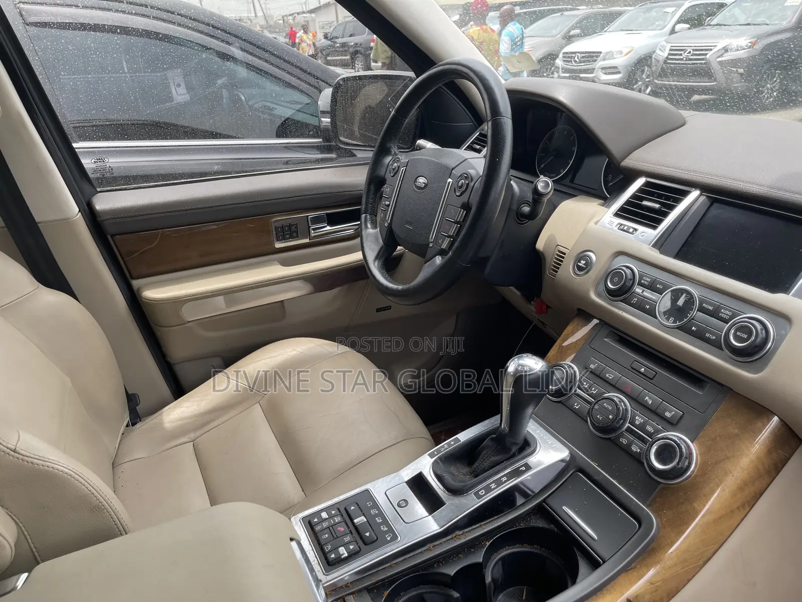 Land Rover Range Rover HSE 2012 Brown