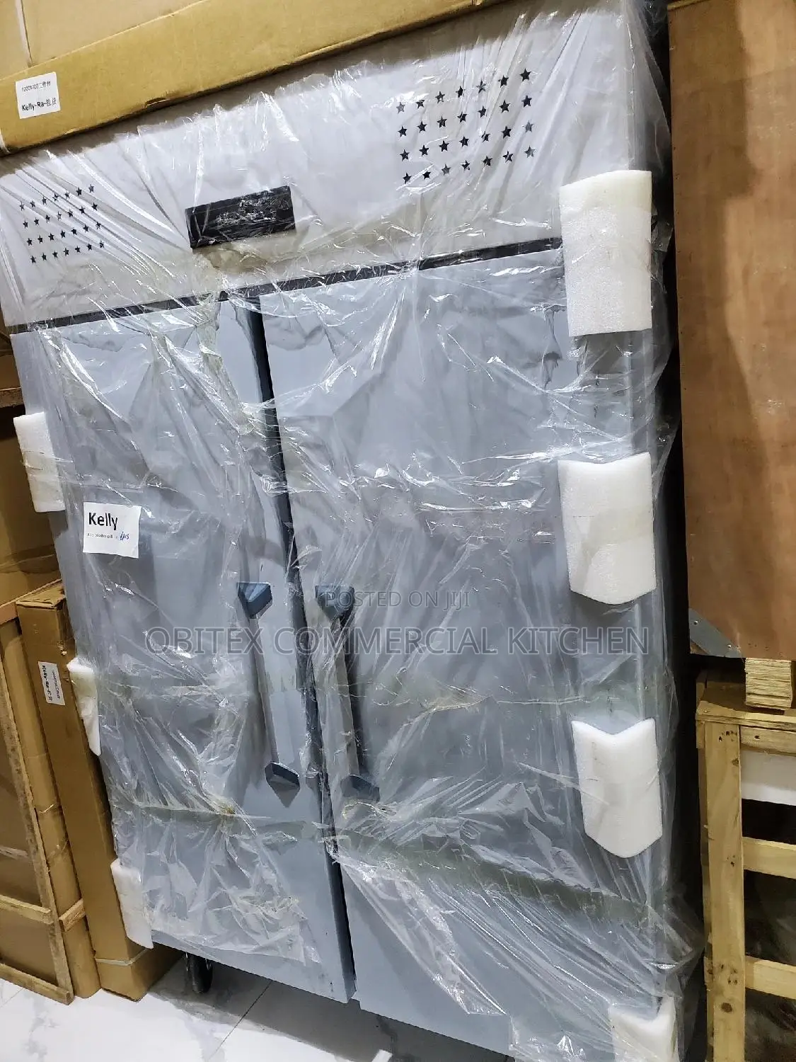 Industrial Standing Double Doors Freezer Is Available 4sale
