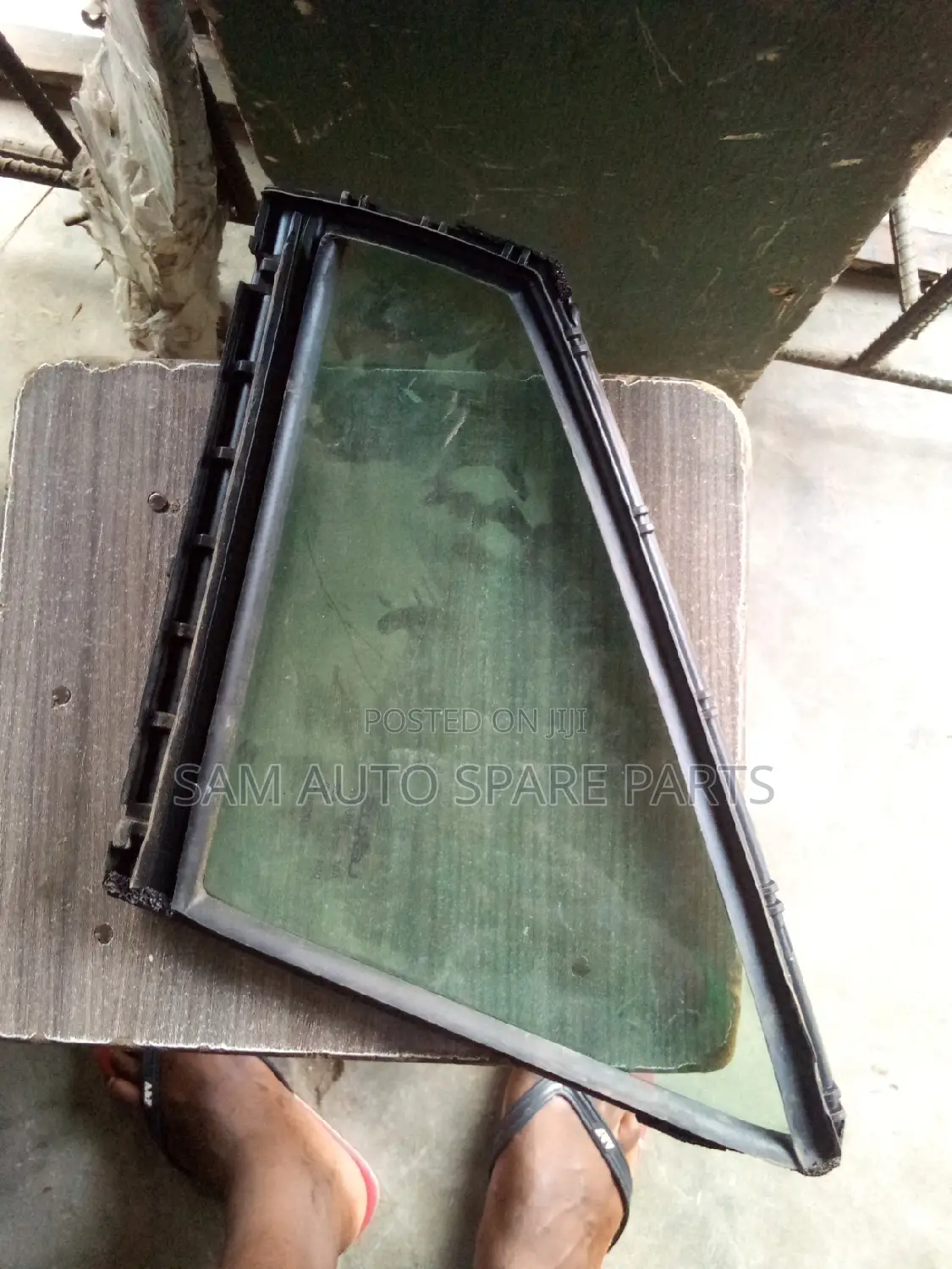 Lexus RX 350 Door Glass Vent Front Right Side 2018 Model