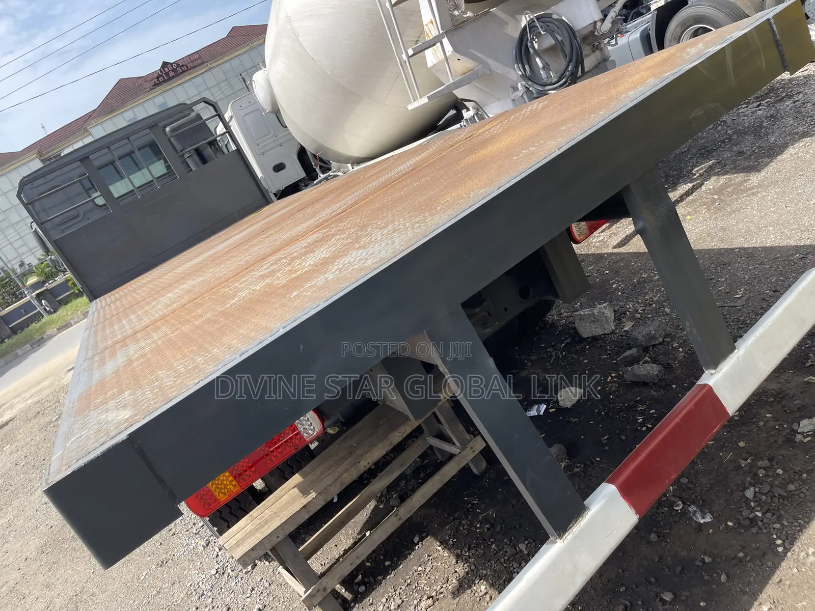Trailer Flat Body
