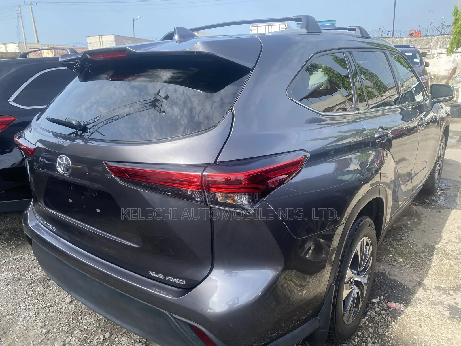 Toyota Highlander XLE 2022 Gray