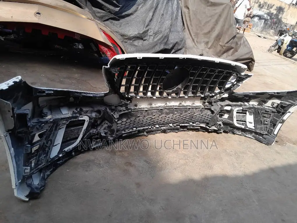 Front Bumper C300 2019/2020 AMG