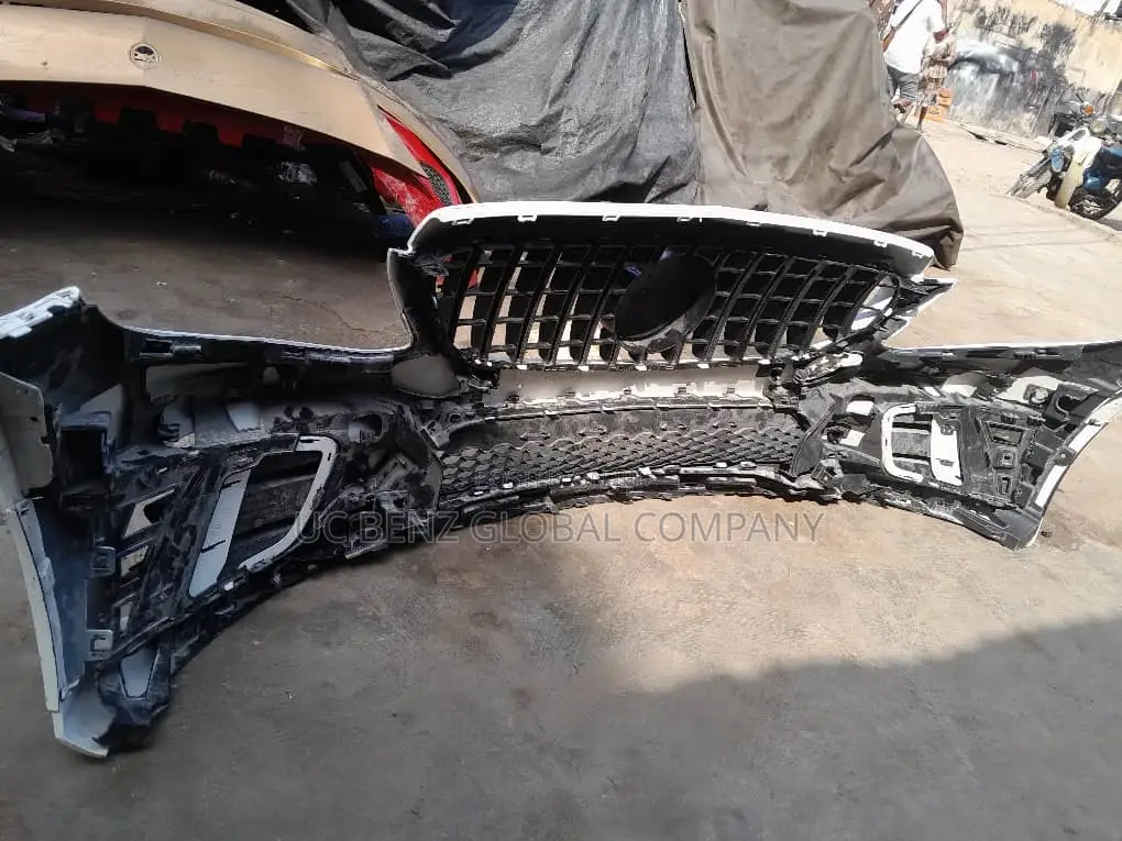 Front Bumper C300 2019/2020 AMG
