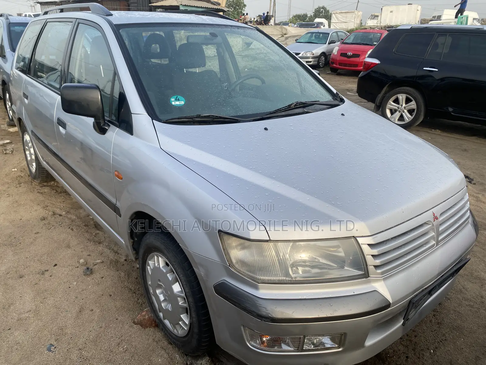 Mitsubishi SpaceWagon 2005 Silver