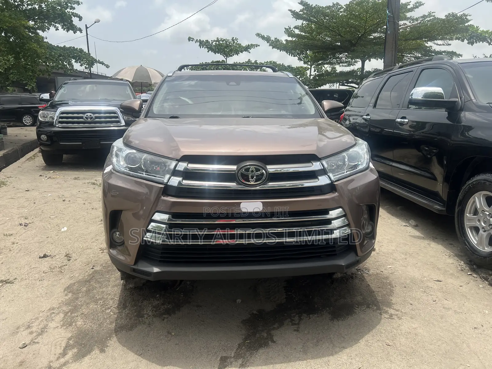 Toyota Highlander 2017 Brown