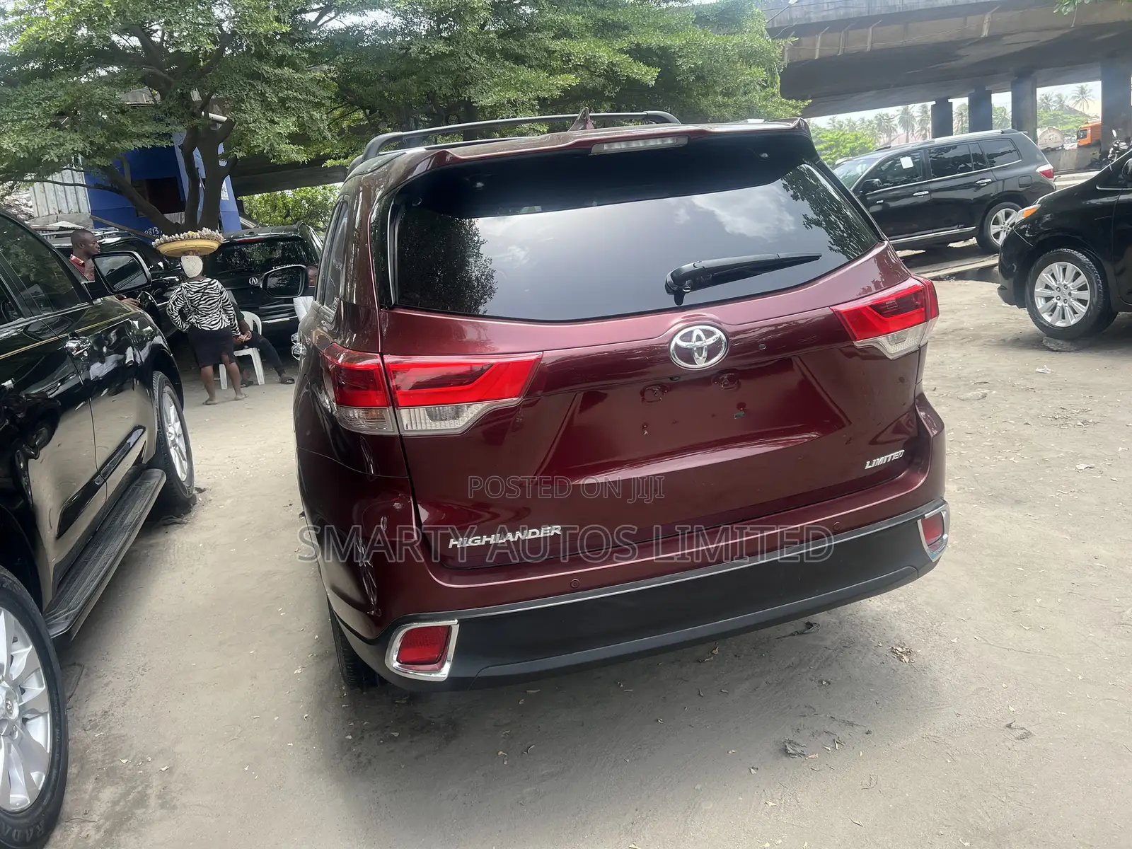 Toyota Highlander Limited Platinum V6 4x2 (3.5L 6cyl 6A) 2016 Red