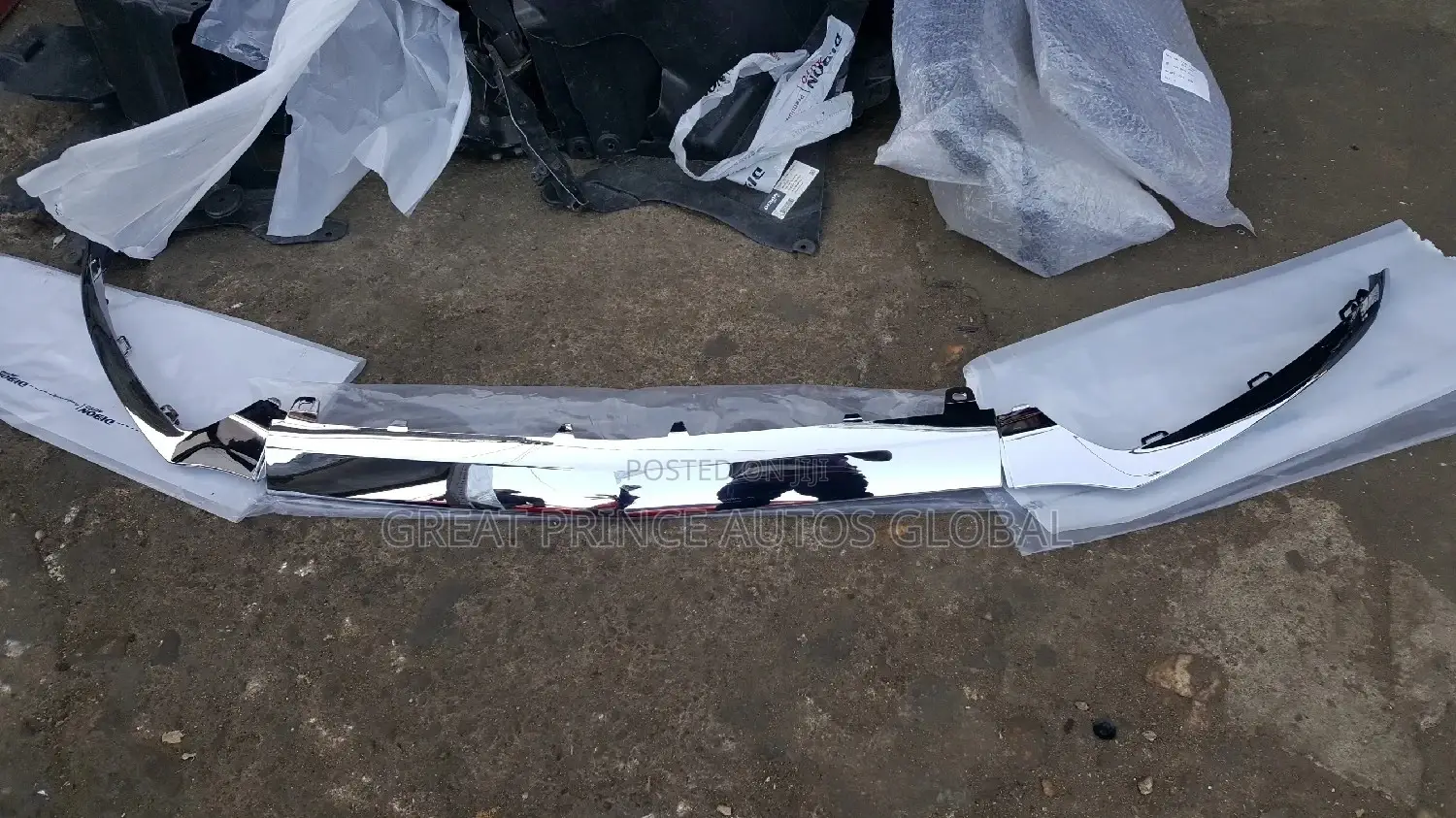 Front Bumper Silver Chrome C300 W205 2015