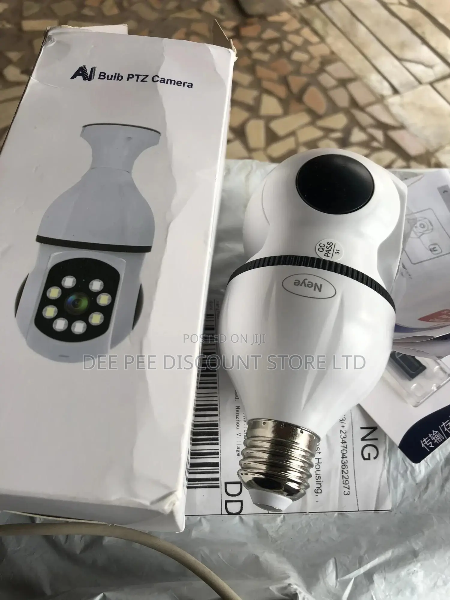 8MP Light Bulb Camera 5G Wifi Surveillance Camera