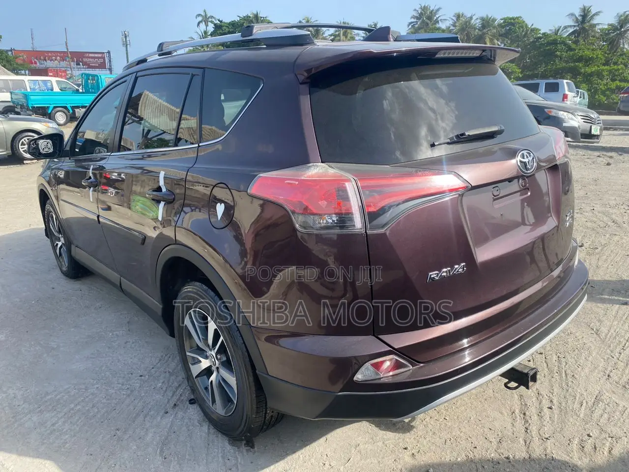Toyota RAV4 XLE AWD (2.5L 4cyl 6A) 2017 Purple