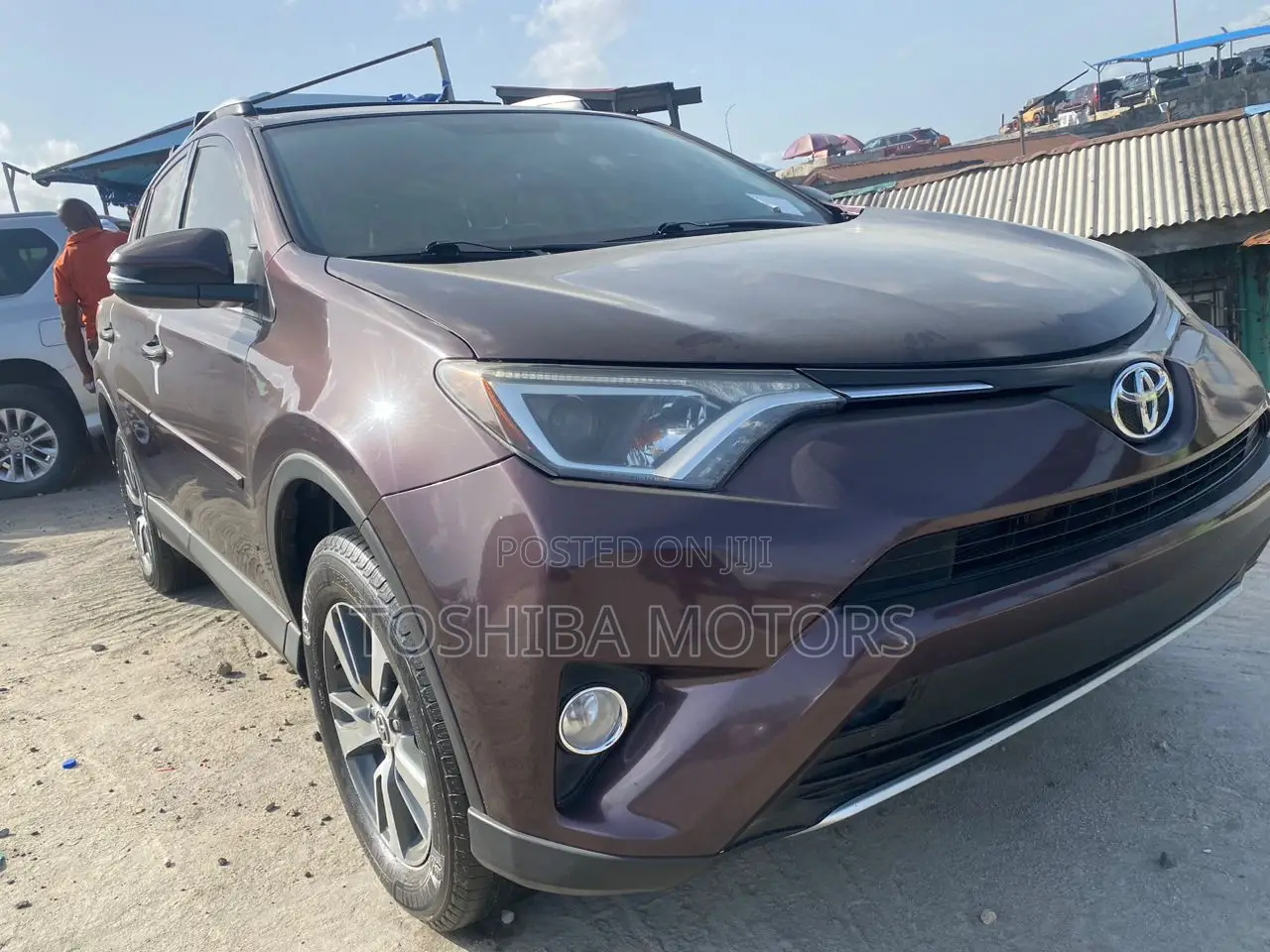 Toyota RAV4 XLE AWD (2.5L 4cyl 6A) 2017 Purple