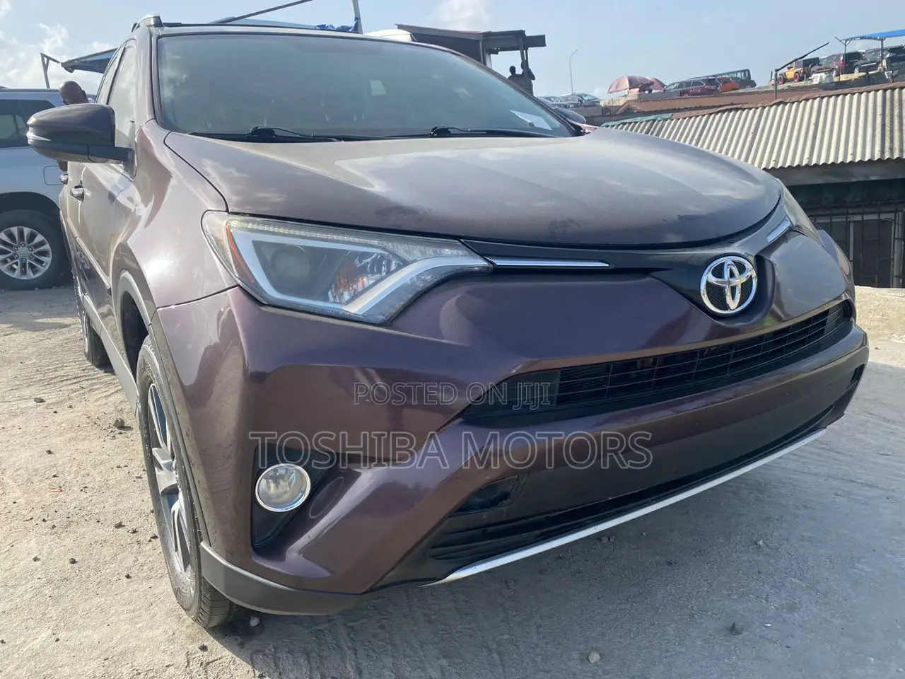 Toyota RAV4 XLE AWD (2.5L 4cyl 6A) 2017 Purple